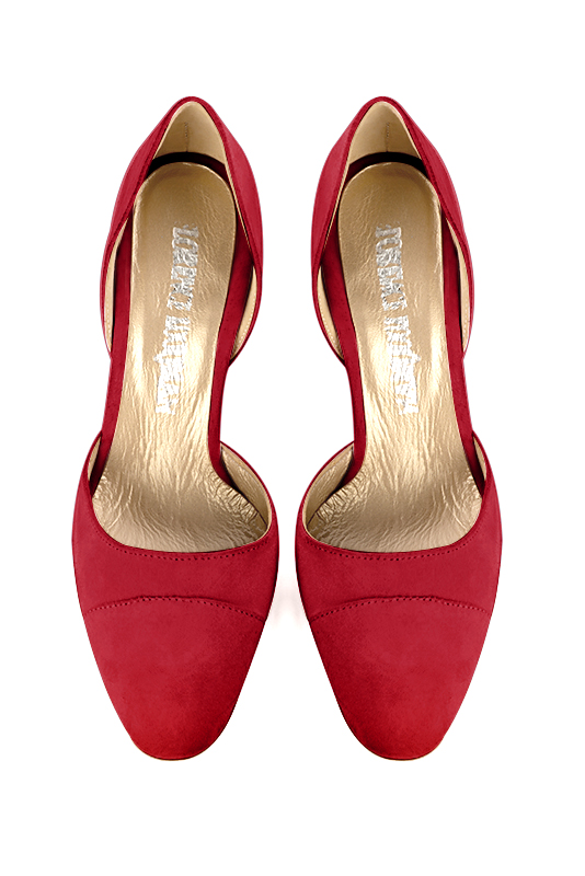 Cardinal red women's open arch dress pumps. Round toe. Very high slim heel. Top view - Florence KOOIJMAN
